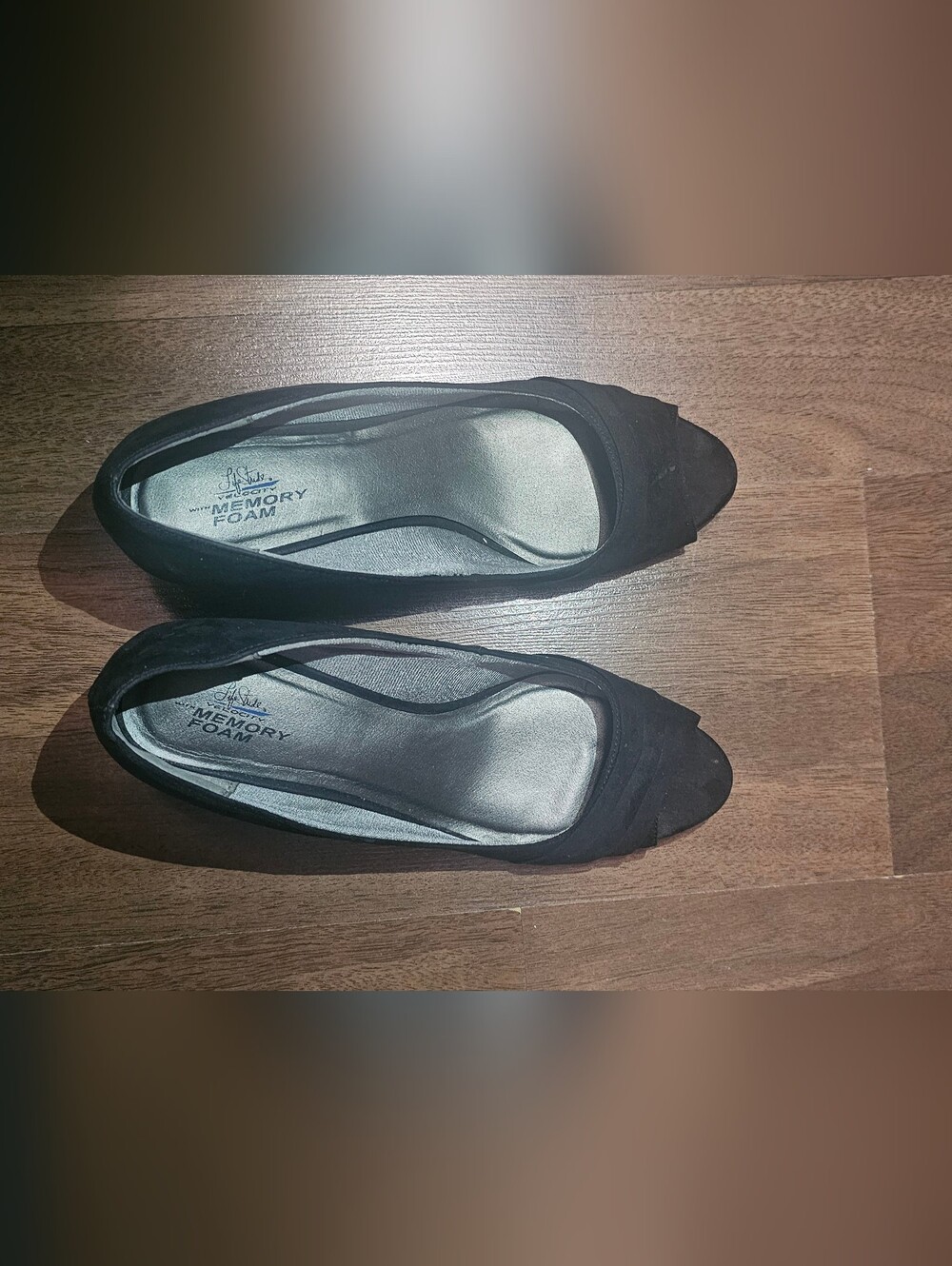 EUC Lifestride Women's Black Memory Foam Peep Toe Wedge Size 11W
